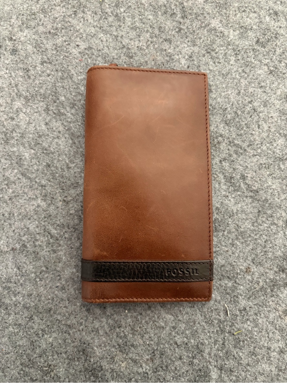 Fossil Two-Tone Brown Leather Card & Key Holder